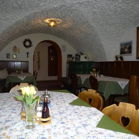 Casa de hóspedes Steinbraeu 3*